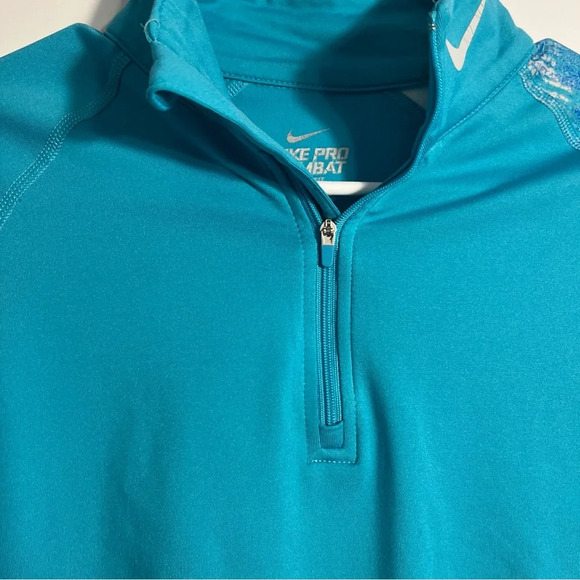 Nike Pro Combat Women's Small Fitted Blue 1/4 Zip Long Sleeve Shirt Therma Fit - Picture 3 of 8